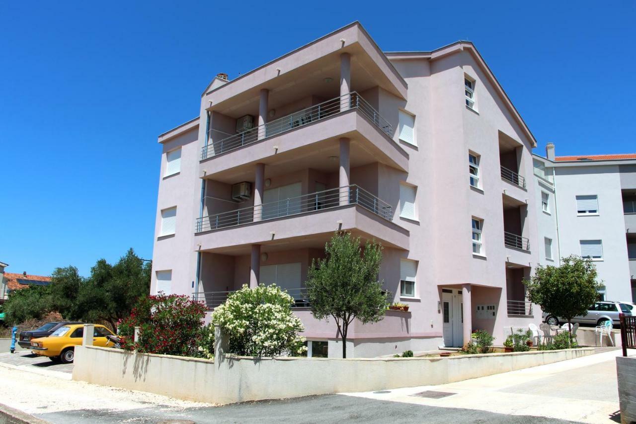 Apartments Lalea 扎达尔 外观 照片